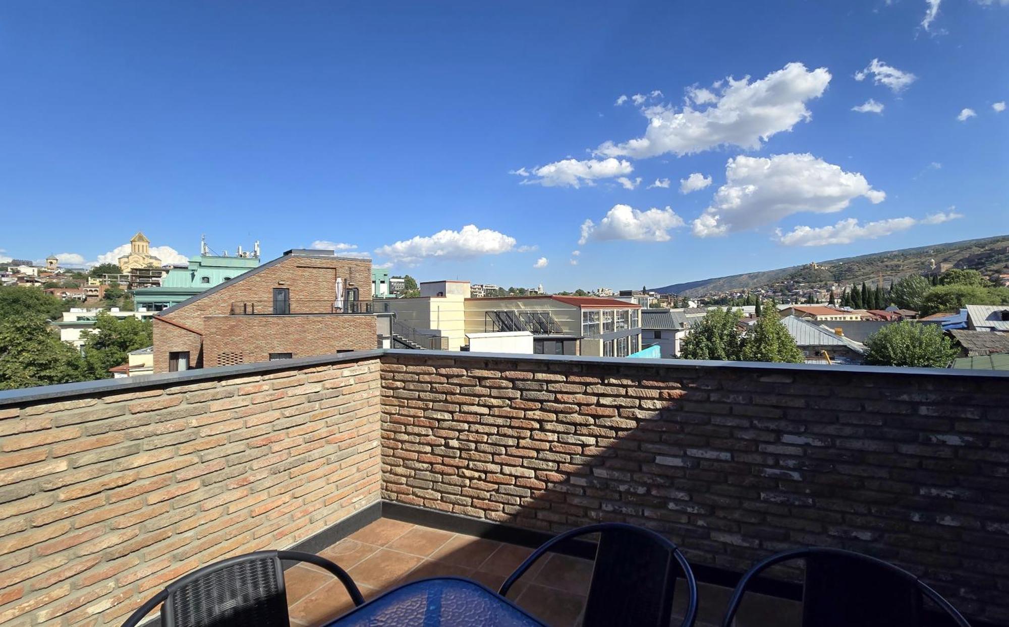 Griffin Hotel Tbilisi Exteriör bild